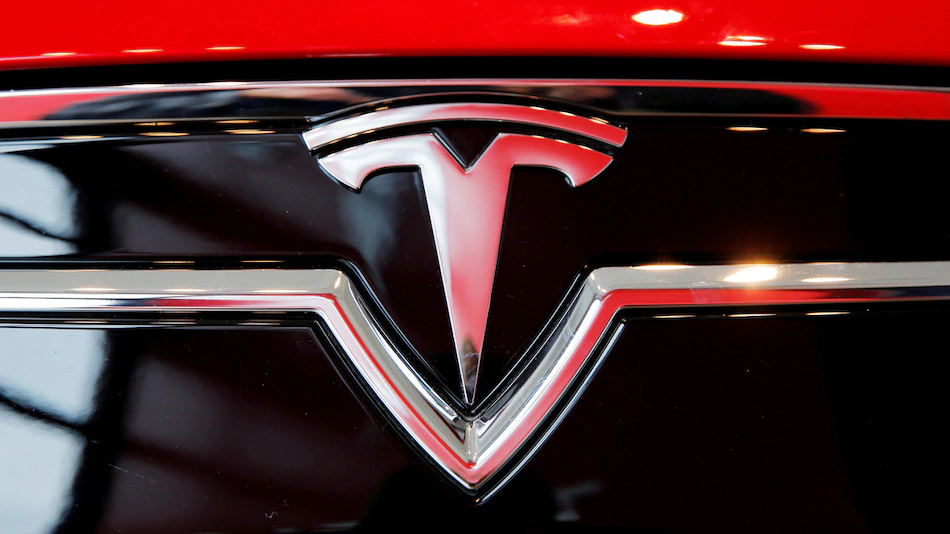 Record-breaking first-quarter deliveries by Tesla. Rise in stock by 7%